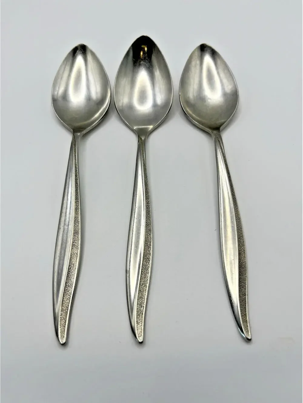 Oneidacraft Deluxe Textura VTG Stainless Teaspoons Silver Bundle of 3  2472.1